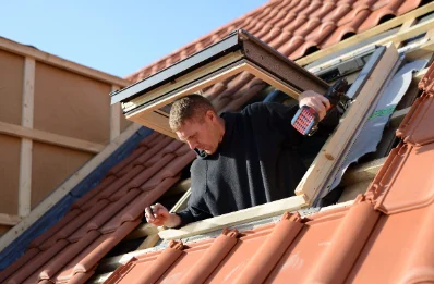 Pose de fenêtres de toit Velux à Warneton